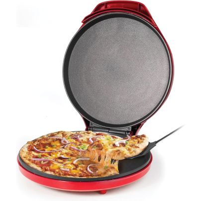 The Best Electric Pizza Ovens Option: Betty Crocker Countertop Pizza Maker