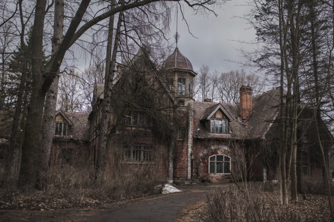 11 Real Haunted Houses to Visit—If You Dare!