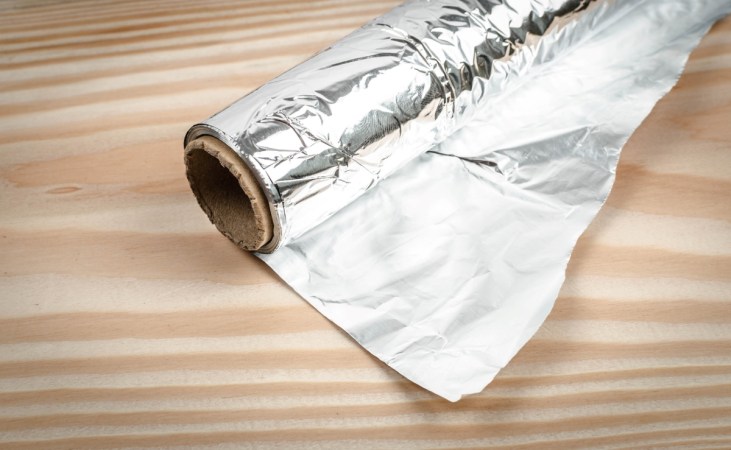 Here's Why You Should Keep a Roll of Tin Foil in the Laundry Room