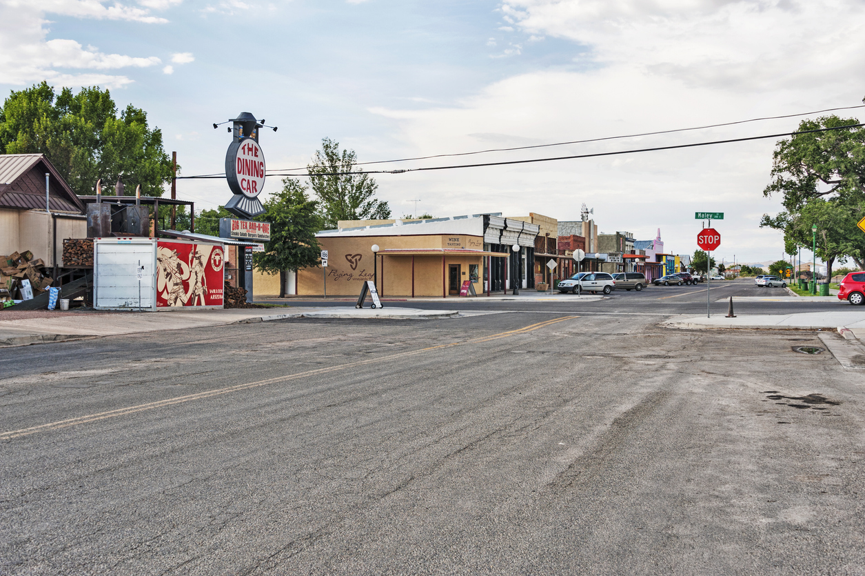 street view of small town of willcox arizona
