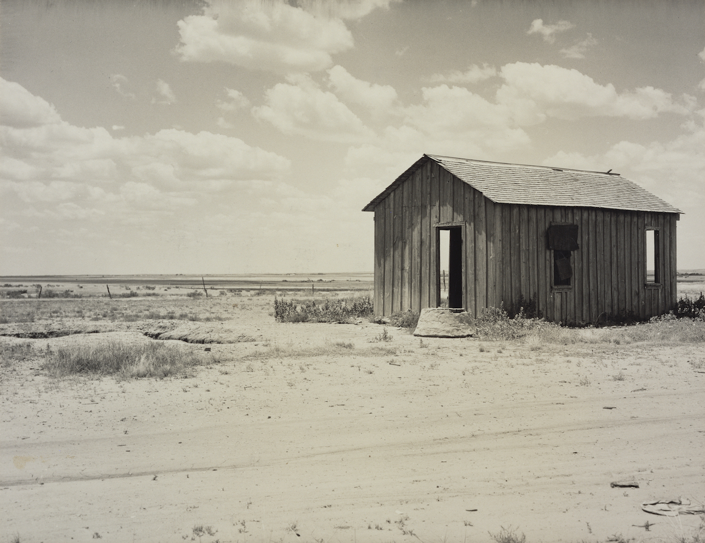 abandoned home in dust bowl in oklahoma