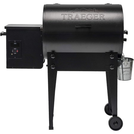 Traeger Tailgater Grill
