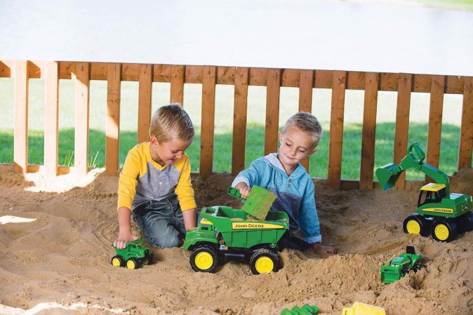 The Best Sandboxes for Kids