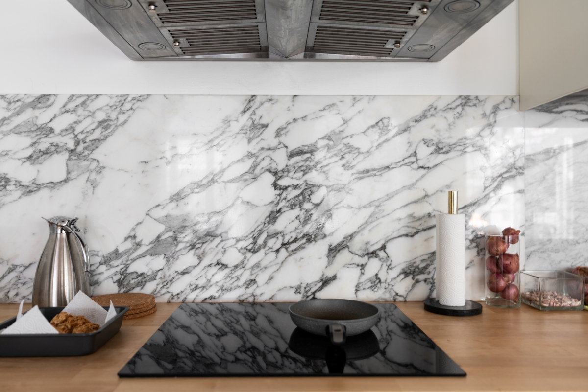 Veined marble wall in kitchen