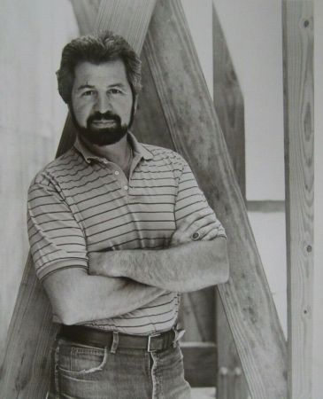 11 Home Improvement Things That Have Changed Since Bob Vila’s First Episode of This Old House