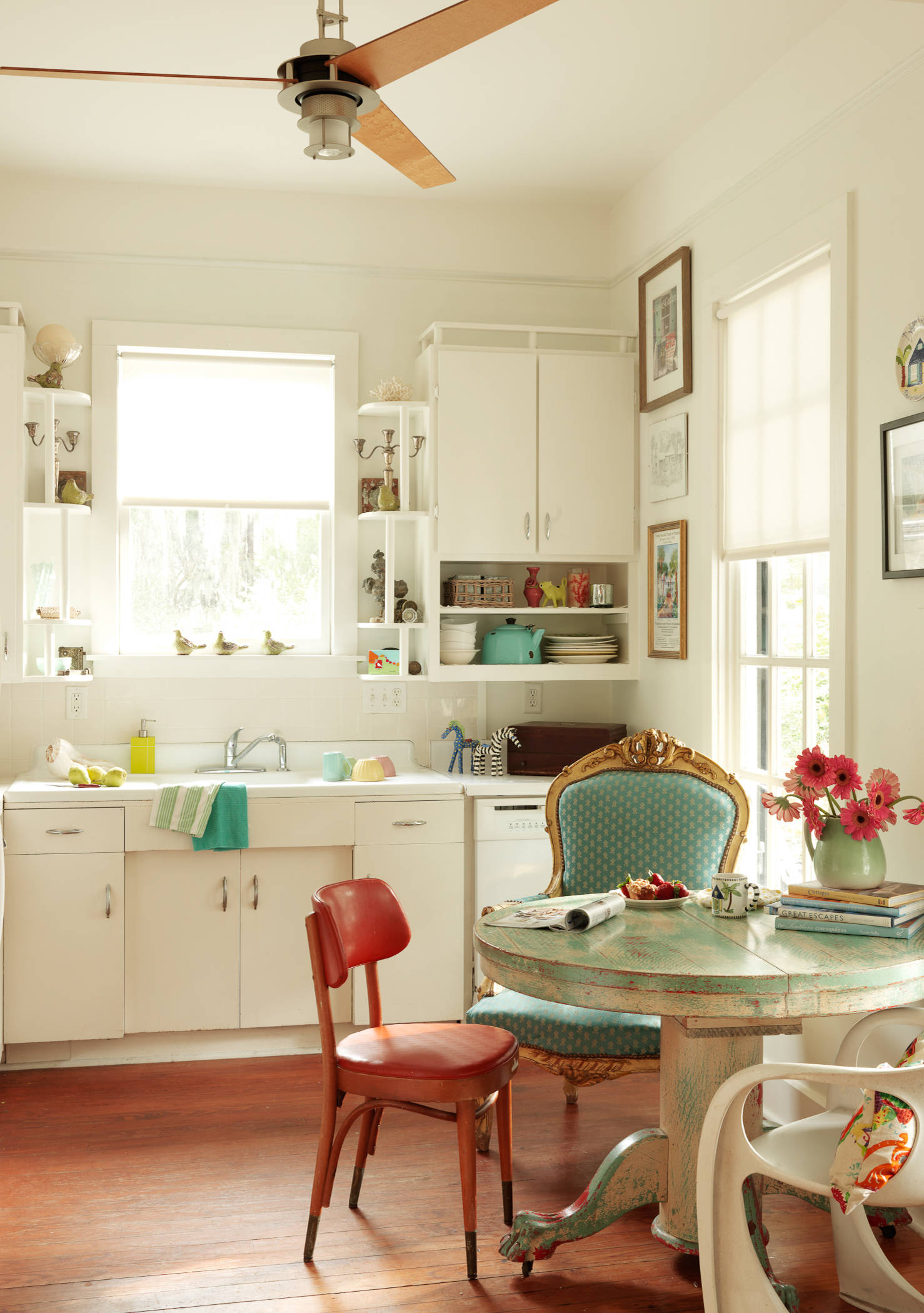vintage inspired kitchen