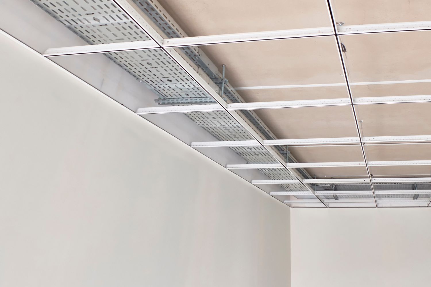 Drop Ceiling Cost: Metal Frame Construction