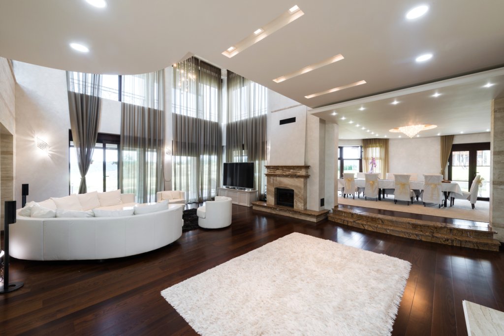Soft White vs. Daylight Bulbs: What’s the Difference?