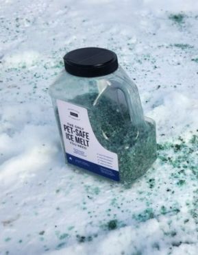 KEEP IT GREEN Pet Safe Ice Melt - 12 Pound Jug - Nontoxic Child Friendly Snow Melter Rock Salt Pellets With Green Tint - Time Release Fertilizer For Grass And