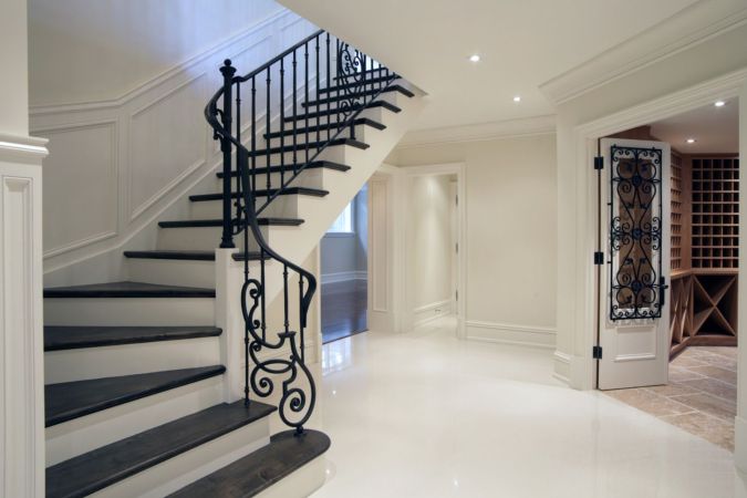 How Much Does It Cost to Replace Stair Railings?