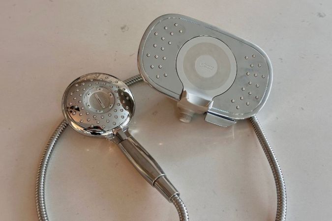 The American Standard Spectra Plus Duo Shower Head: A 2-in-1 With 4 Settings