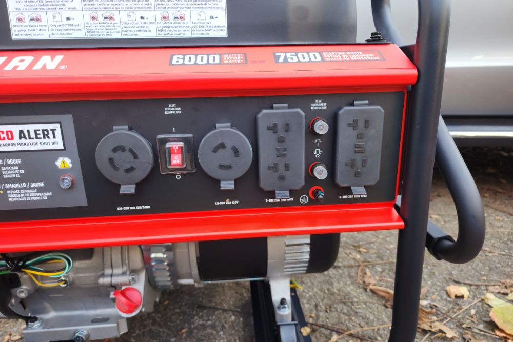 The six outlet options on the Craftsman 6000-watt generator.
