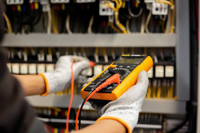 How to Start an Electrical Business: A Guide for Prospective Entrepreneurs