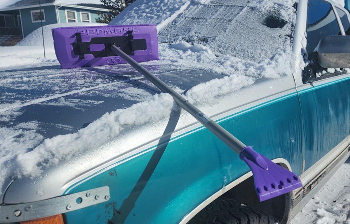 Keep Your Roof Clear of Snow With the Avalanche! Roof Rake Combo