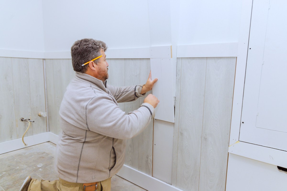 How Much Does Wainscoting Cost?