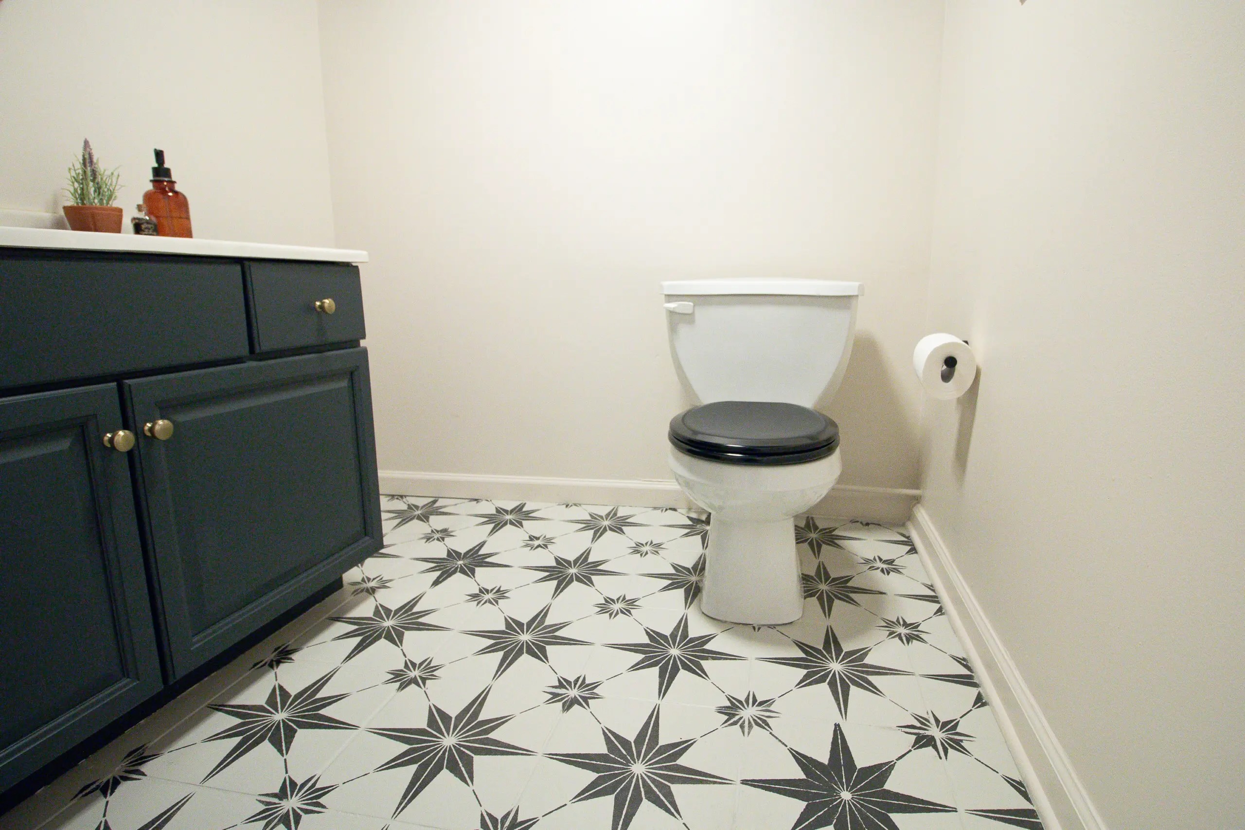 Star Tile Bathroom Floor