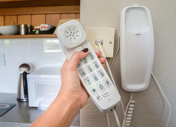 Plugging in landline phone