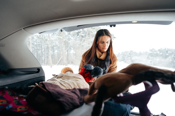 17 Things You Should Never Leave in a Cold Car