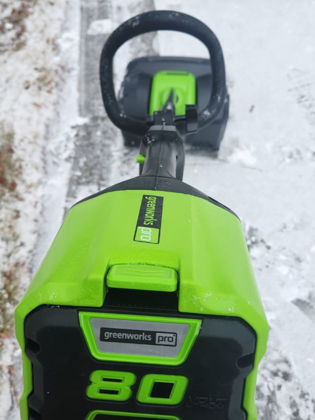 Testing the Greenworks 80V Electric Snow Shovel Bob Vila