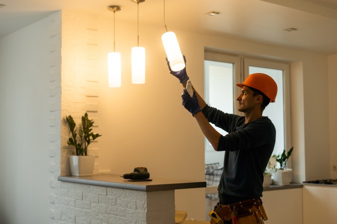 How Much Is the Average Electrician Salary?