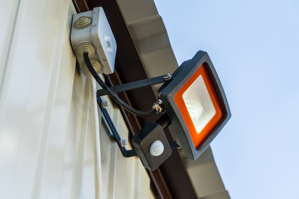 How Do Motion Sensor Lights Work to Protect Your Home?