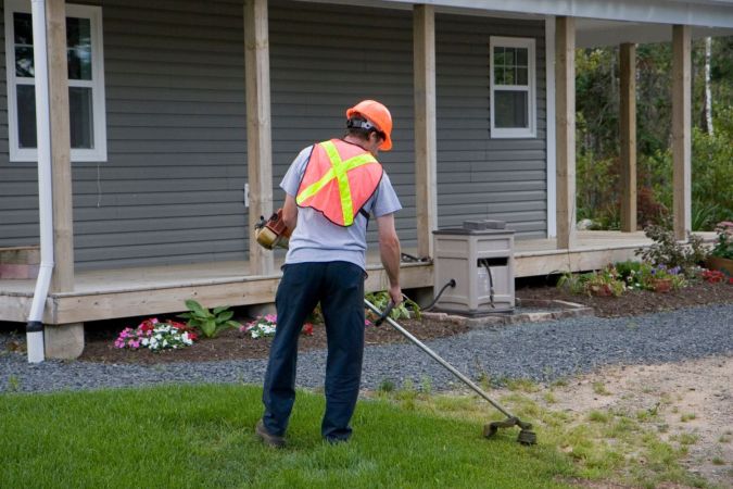 How to Get Lawn Care Customers: Simple Ways to Turn a Budding Business Into a Lucrative One