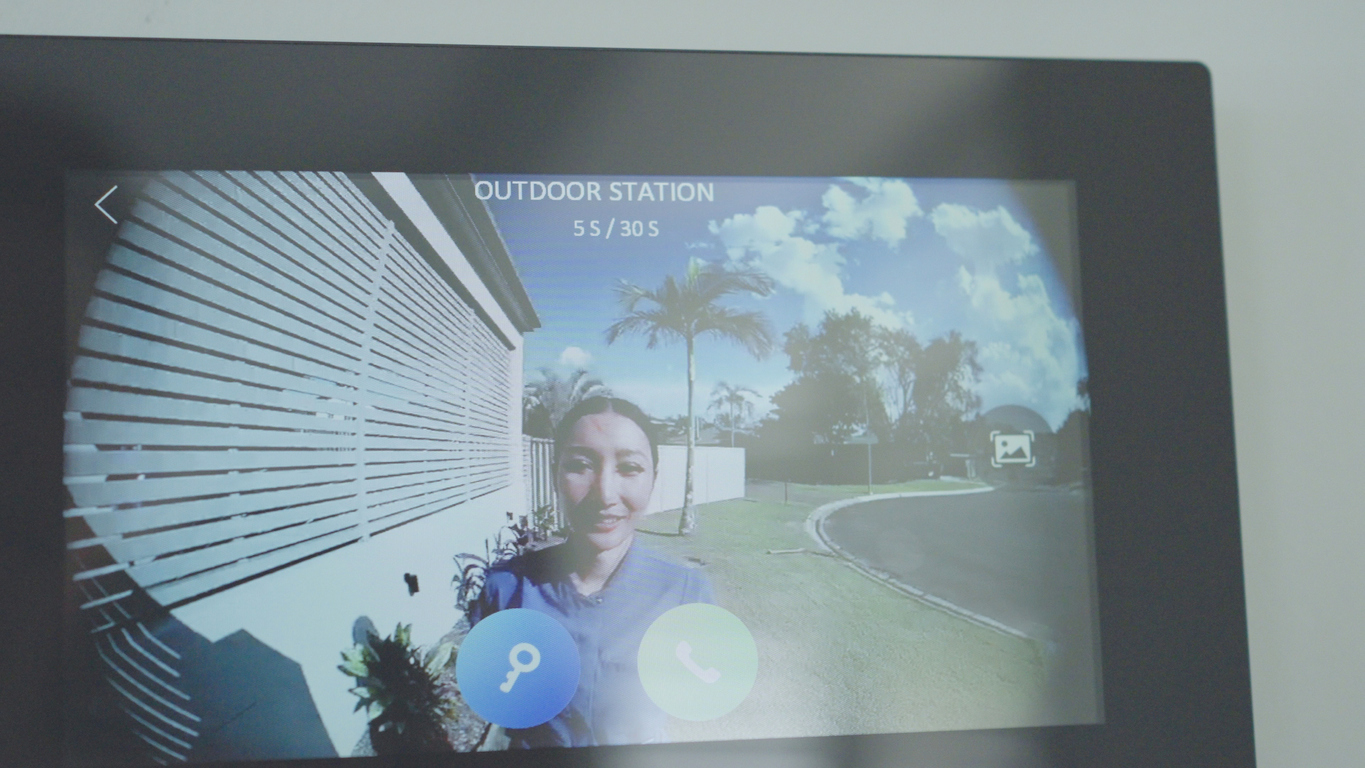 is there a doorbell camera that works without wifi