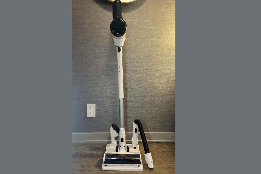 The Levoit LVAC200 Cordless Vacuum, Tested and Reviewed