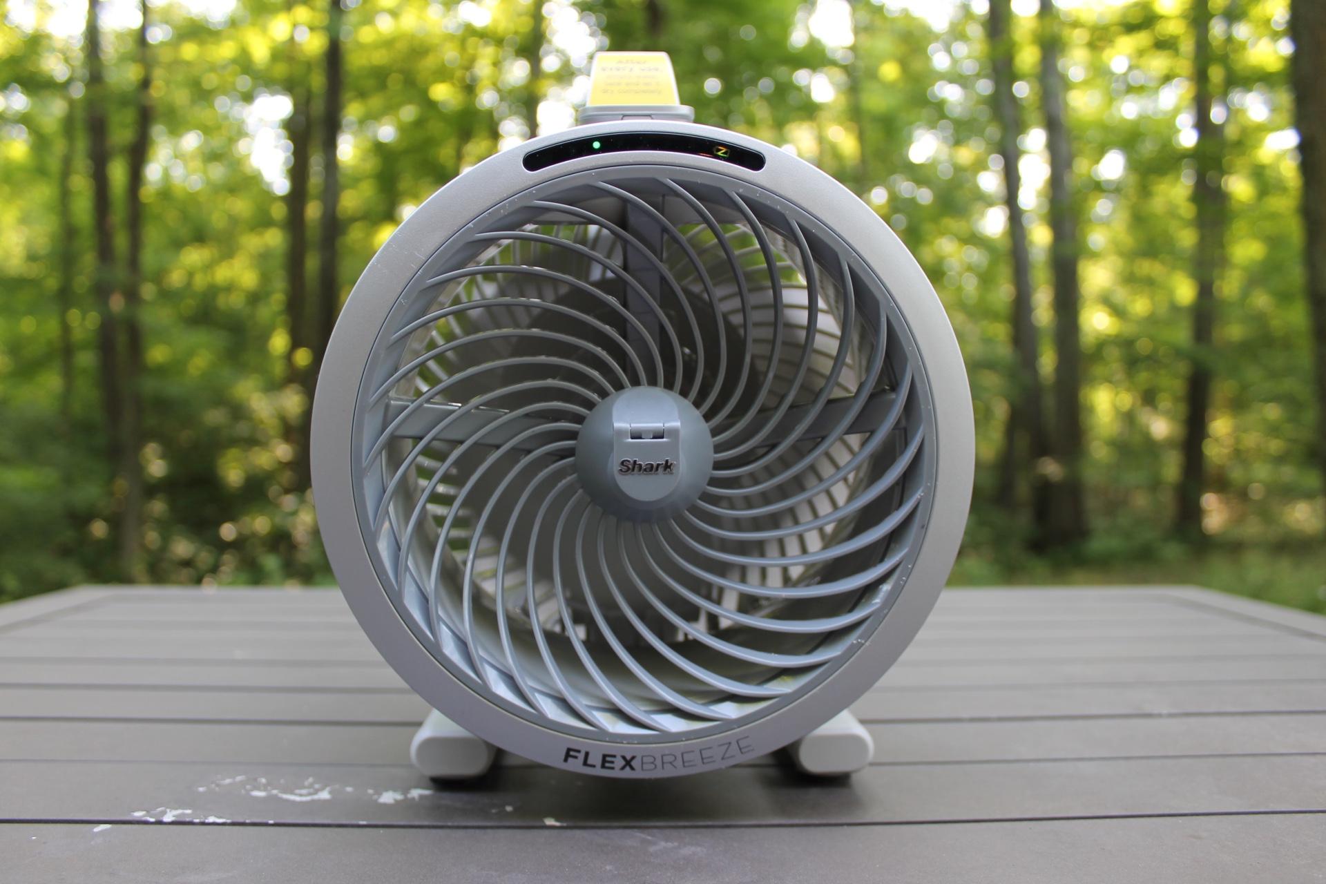 Shark Flexbreeze HydroGo Powered On without Misting