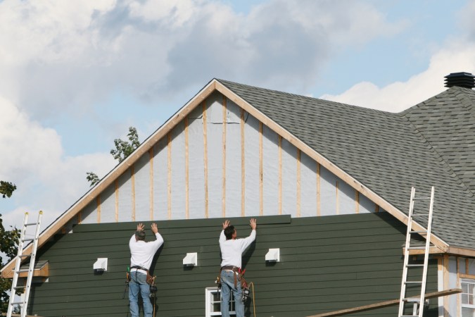 These 6 Signs Tell You It's Time to Replace Your House's Siding ASAP