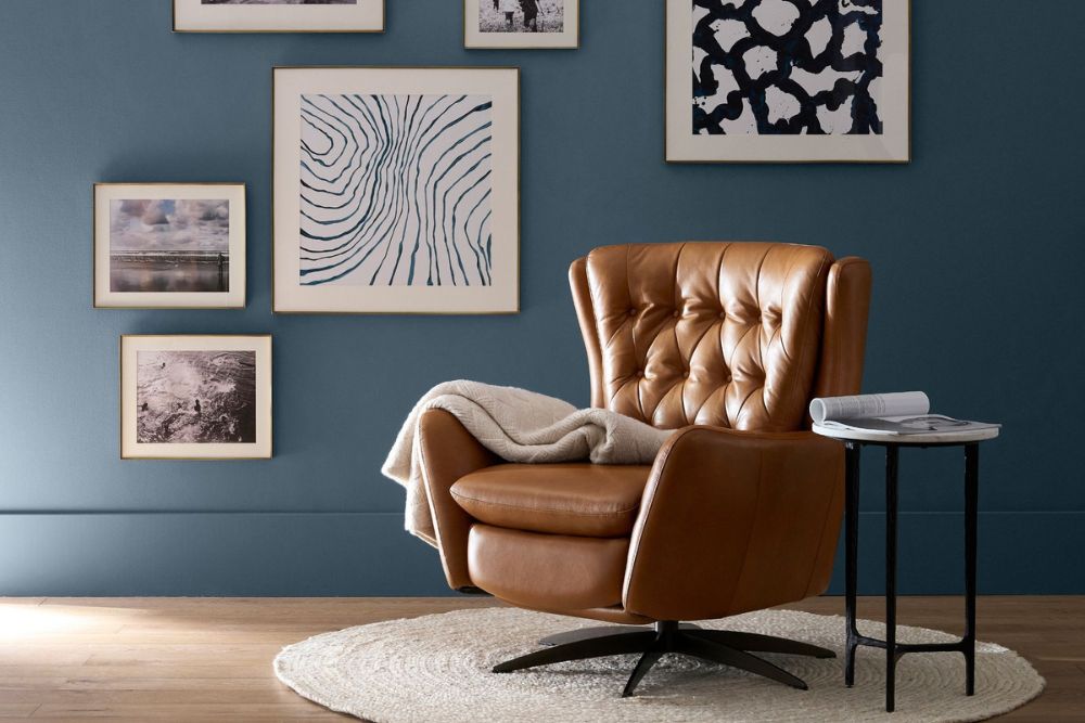The Best Swivel Chairs for the Living Room and Beyond