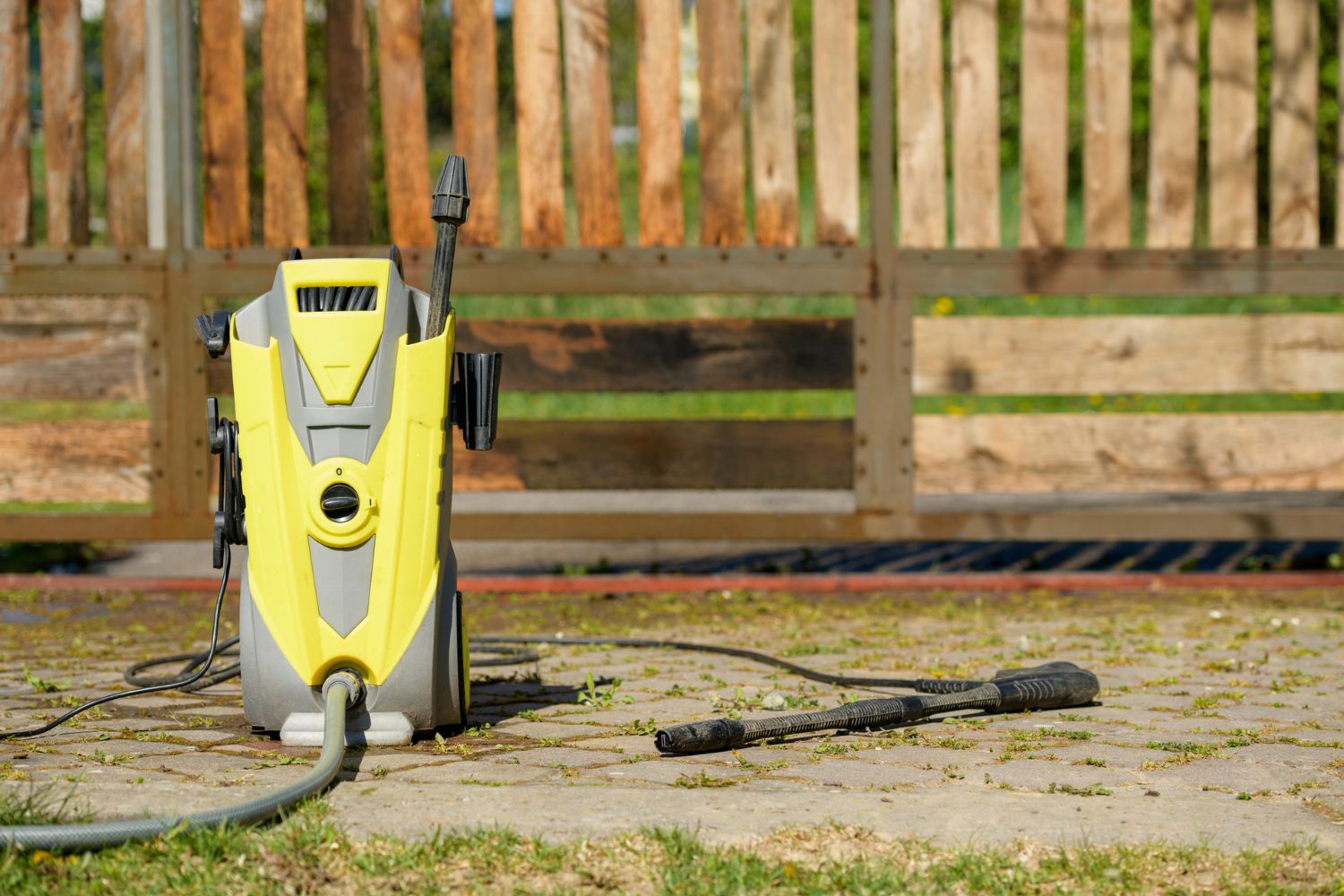 How Much to Rent a Pressure Washer