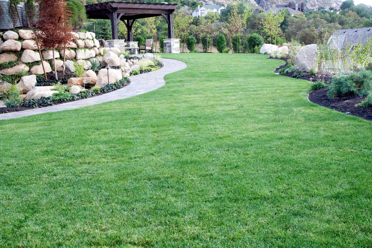How Much Does Landscape Curbing Cost? (2024 Guide)