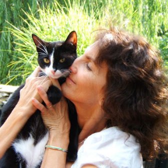 Lori Lovely, Contributing Writer