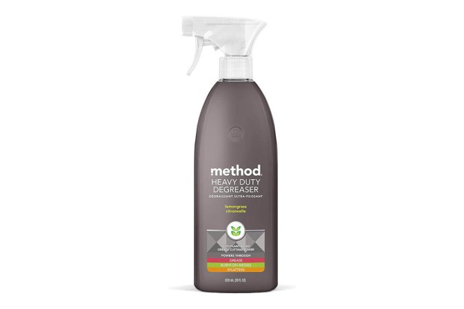  A spray bottle of Method Heavy-Duty Degreaser on a white background.
