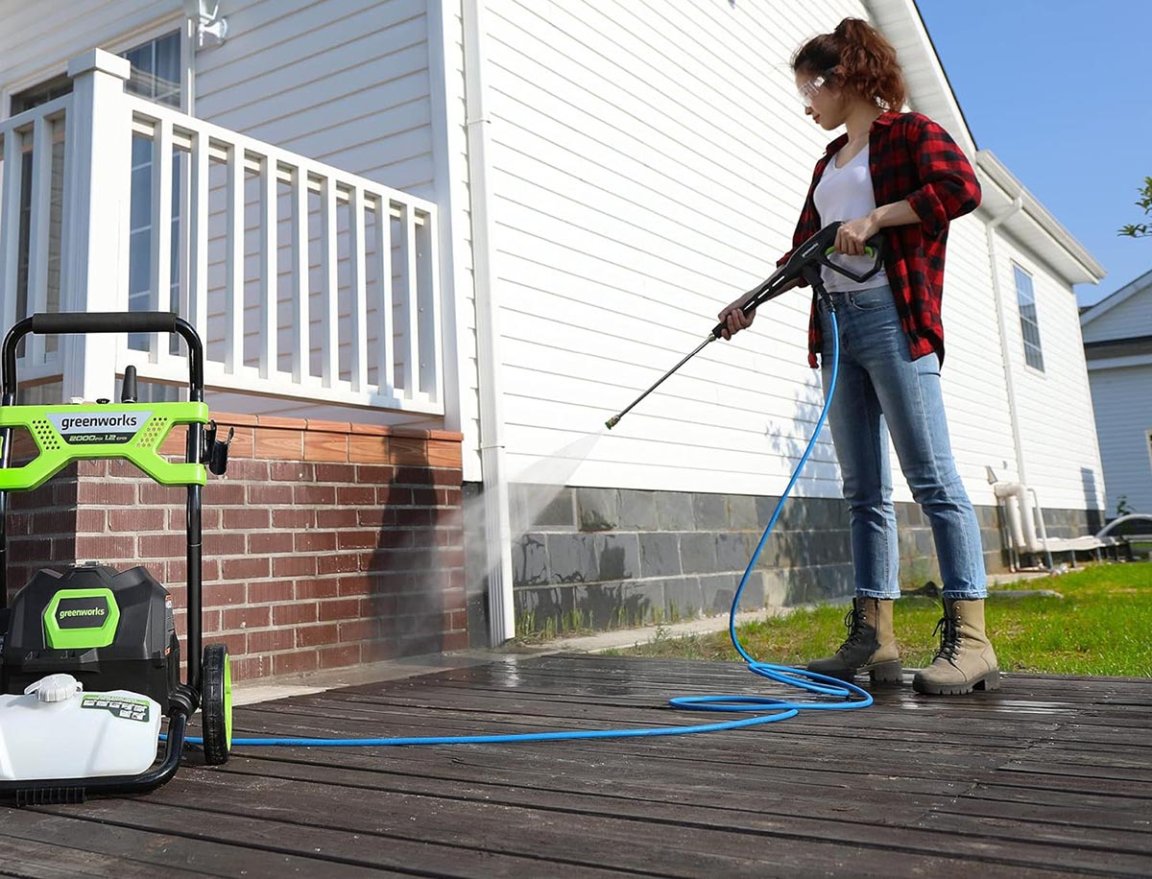 greenworks-ryobi-comparison
