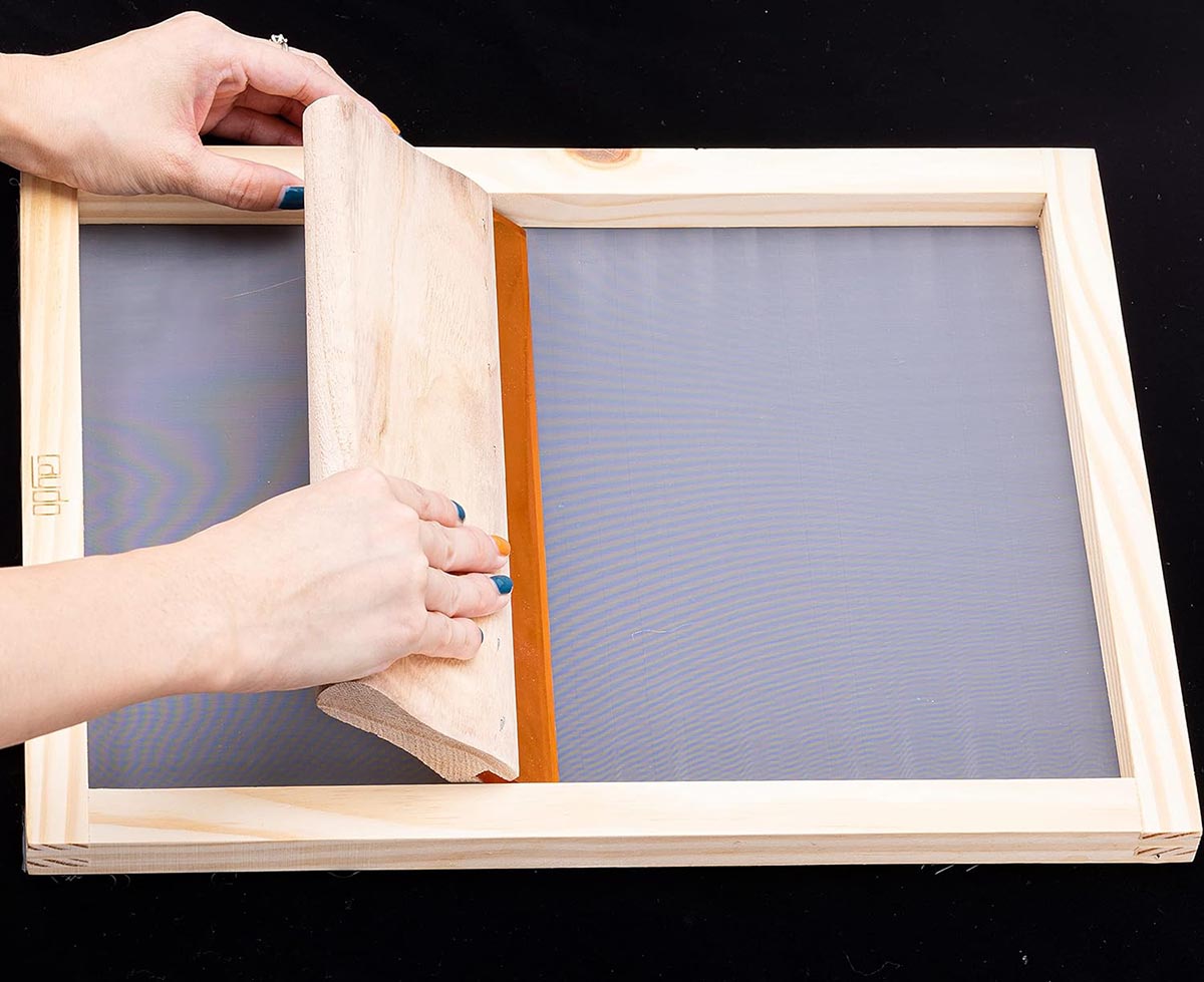 The Best Mother’s Day Gifts Option DIY Screen-Printing Kit