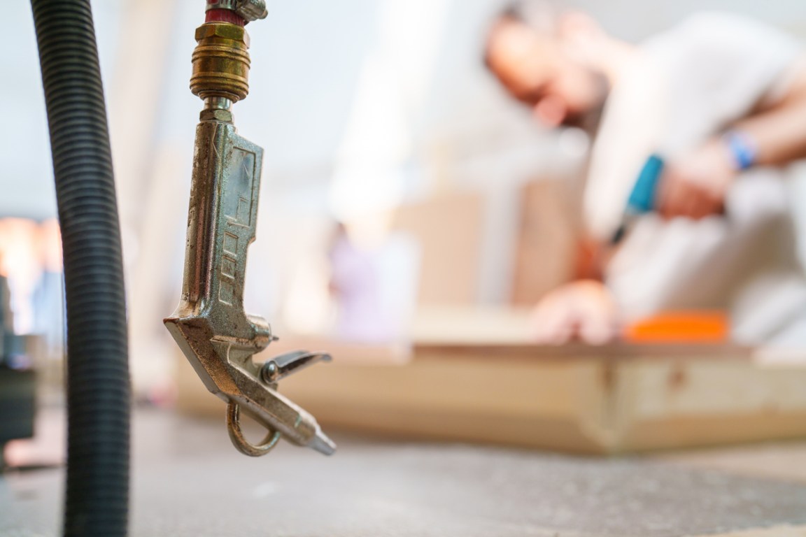 How to Use an Air Compressor for a Host of Jobs Around the House