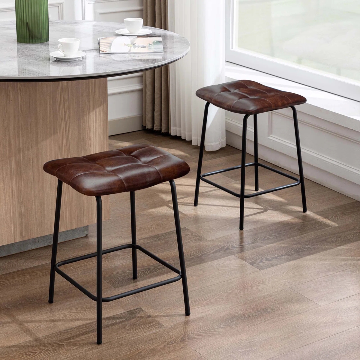 14 Ideas for Kitchen Island Seating to Go With Any Style