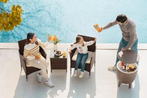 Budget-Friendly Finds for Your Backyard and Patio Patio Set
