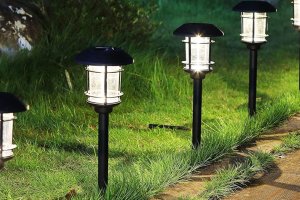 Budget-Friendly Finds for Your Backyard and Patio Solar-Powered Pathway LightsÂ