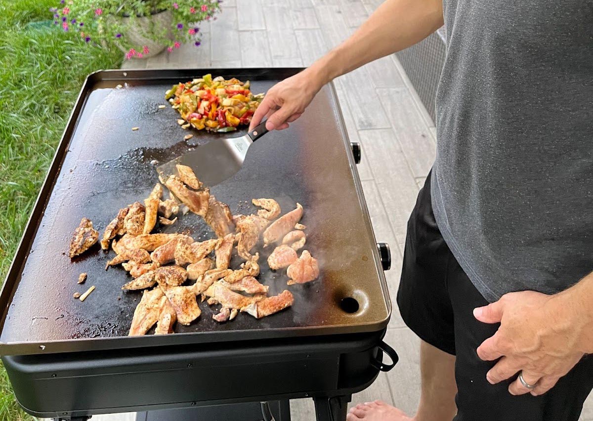 Outdoor Kitchen Essentials Option Cuisinart CGG-0028 2-Burner Flat Top Gas Griddle