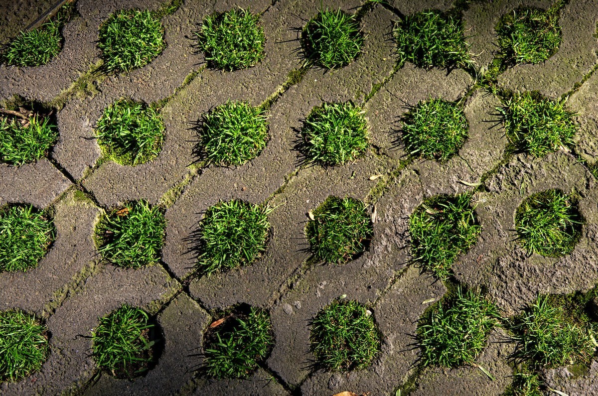 7 Benefits of Sustainable Hardscaping - Bob Vila