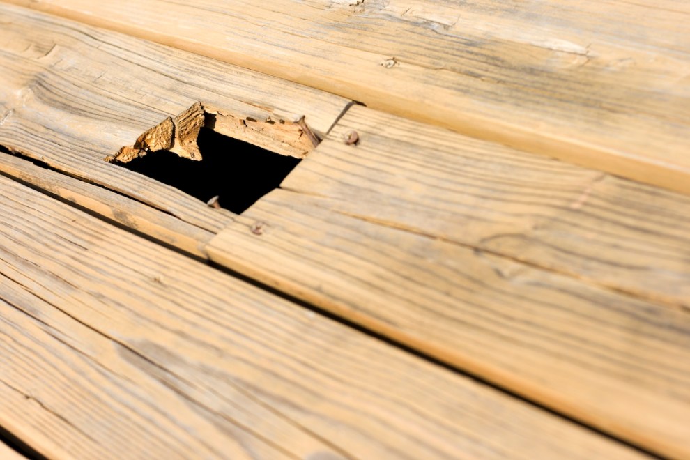 How to Replace Deck Boards the Right Way