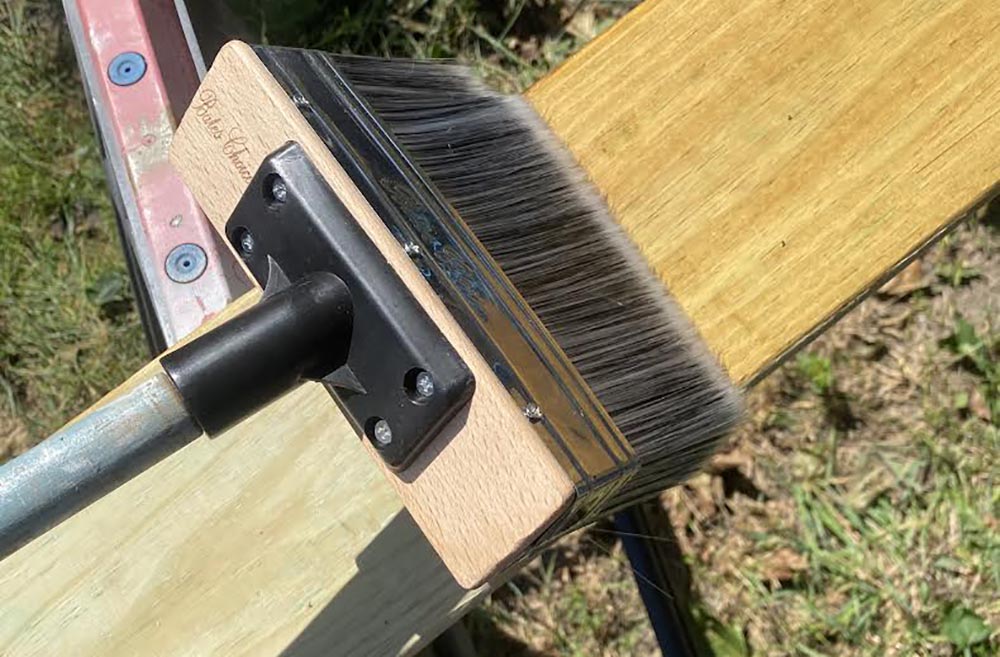 The Best Applicator for Deck Stain Option Brush