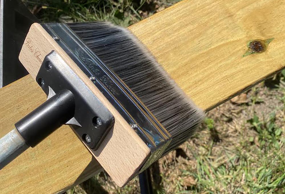 The Best Applicator for Deck Stain Option Brush