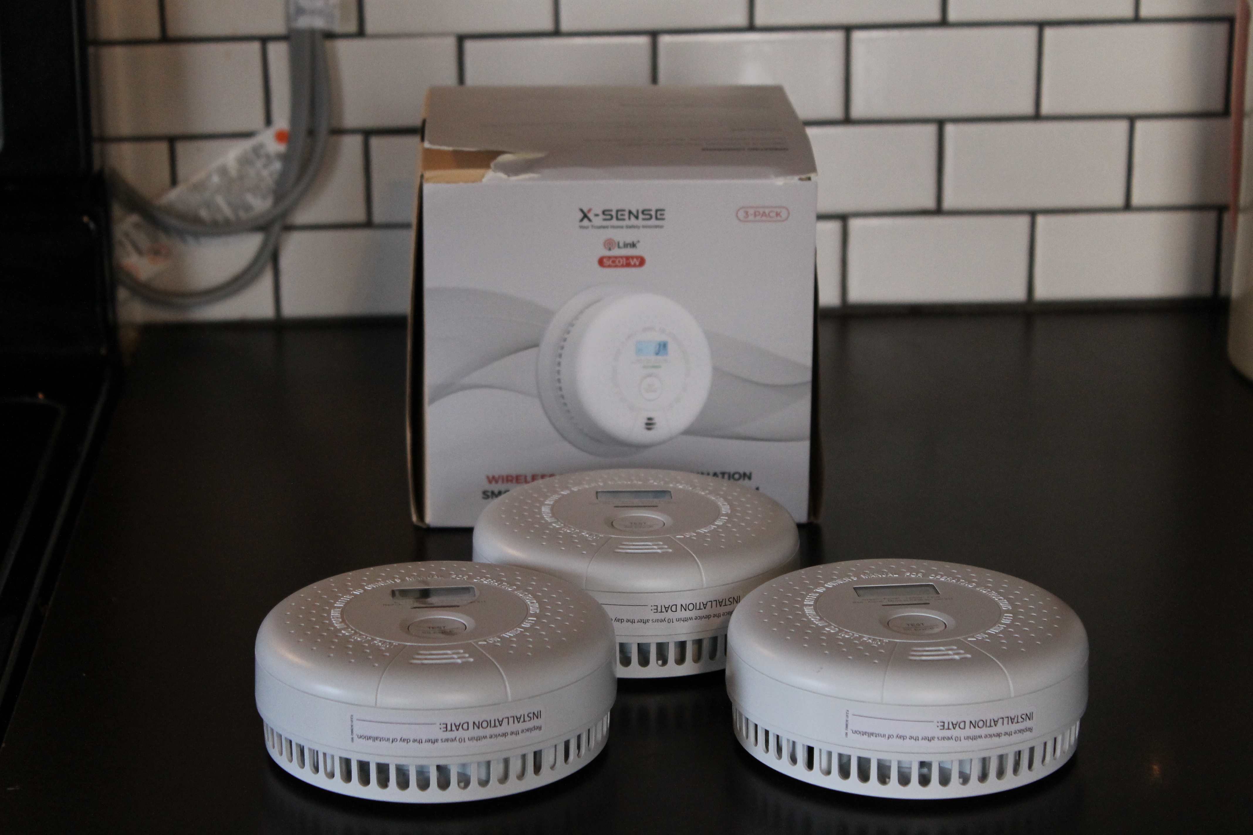 X-Sense Interconnected Smoke Detectors with Box