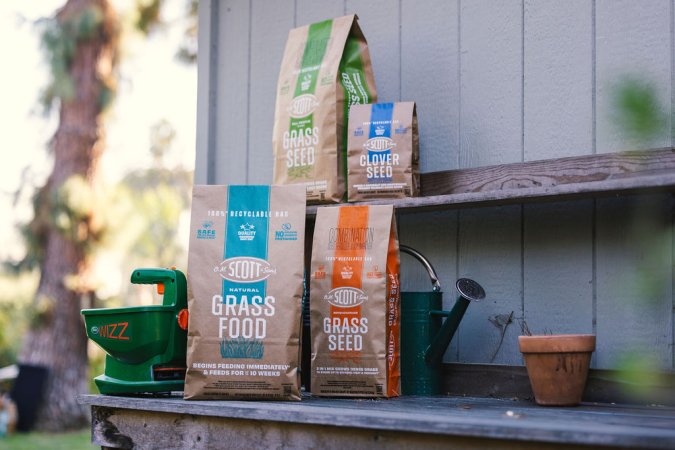 OM Scott and Sons products on garden shelf