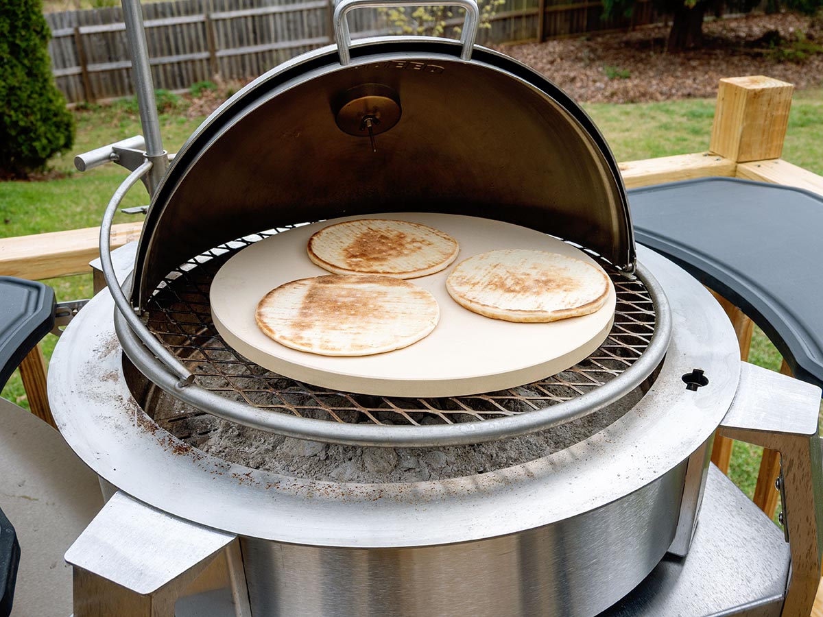Breeo Grill Dome with pizza stone