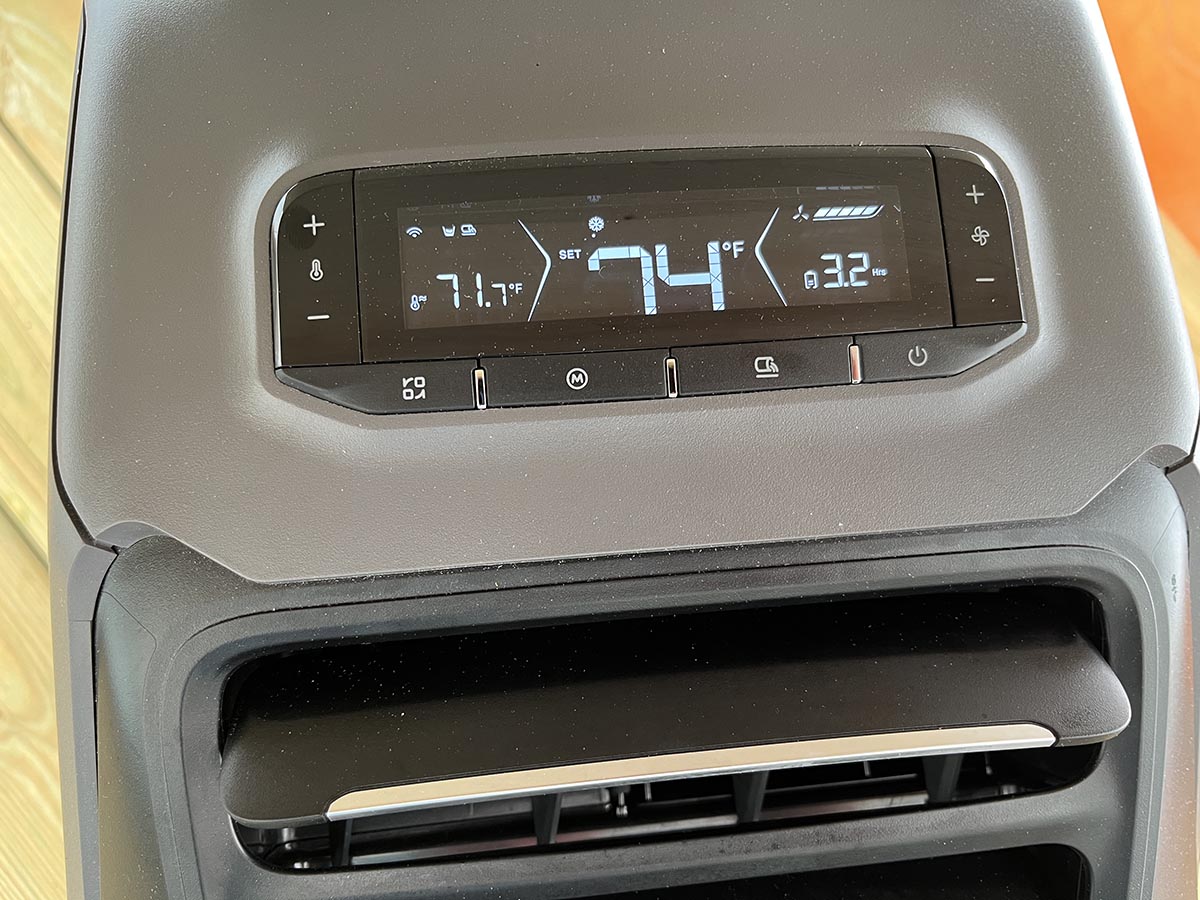 EcoFlow Wave 3 digital display and control panel